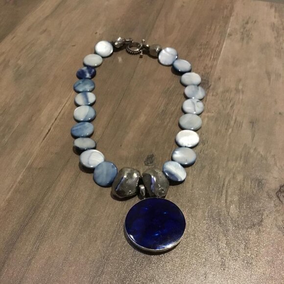 Large Blue Circular Pendant on a Blue and White Chunky Statement Necklace New - Picture 1 of 3